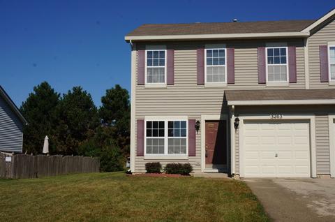 3203 Hoffman Rd, Plano, IL 60545 photo 1