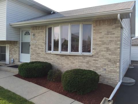 7001 Applegate Dr, Plainfield, IL 60586 photo 2