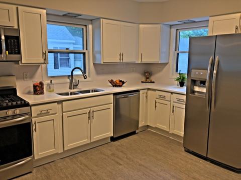 1635 N Riverside Dr, Mchenry, IL 60050 photo 11