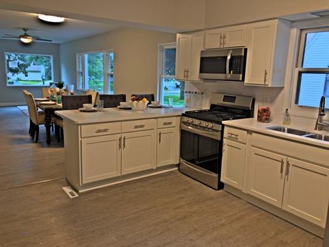 1635 N Riverside Dr, Mchenry, IL 60050 photo 10