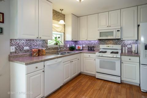 1710 Manor Oaks Dr, Plainfield, IL 60586 photo 3