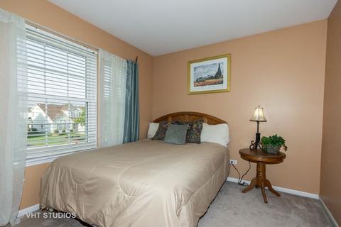 1710 Manor Oaks Dr, Plainfield, IL 60586 photo 8