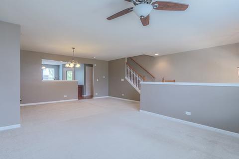 214 Devoe Dr, Oswego, IL 60543 photo 10