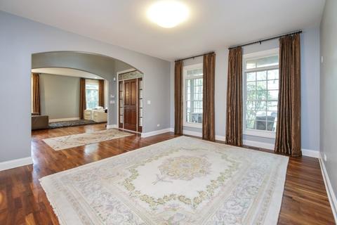 812 Indian Rd, Glenview, IL 60025 photo 4