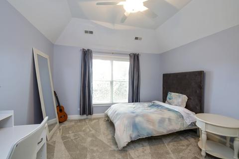 812 Indian Rd, Glenview, IL 60025 photo 15