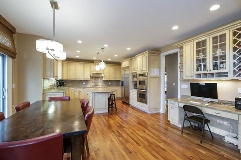 812 Indian Rd, Glenview, IL 60025 photo 6