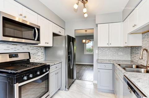 1633 Groton Ct, Wheaton, IL 60189 photo 8