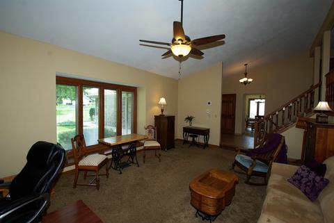 10148 William Trl, Roscoe, IL 61073 photo 3