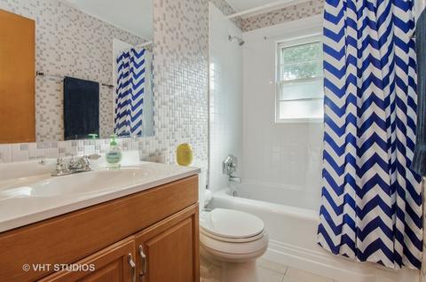 383 Vincent Pl, Elgin, IL 60123 photo 8
