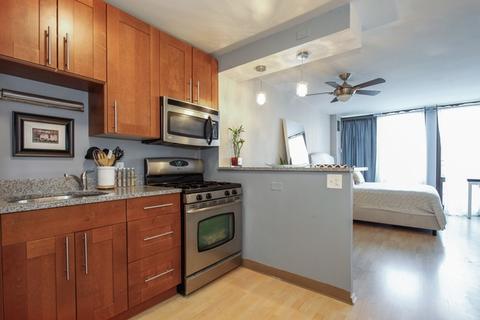 1 E Scott St #912, Chicago, IL 60610 photo 5