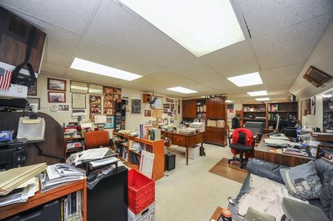 3914 Dundee Rd, Northbrook, IL 60062 photo 9