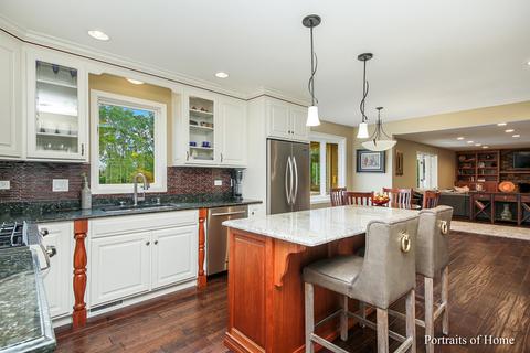13103 Red Dr, Lemont, IL 60439 photo 6