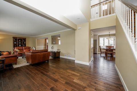 13103 Red Dr, Lemont, IL 60439 photo 12