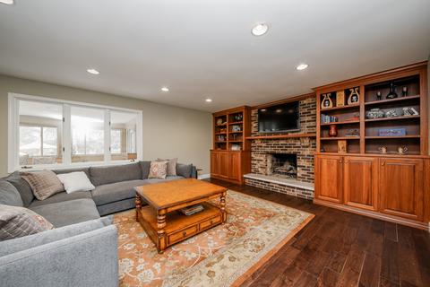 13103 Red Dr, Lemont, IL 60439 photo 7