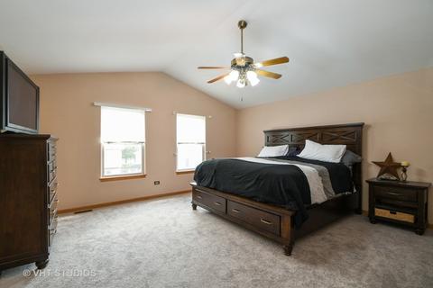 2216 Falcon Dr, Plainfield, IL 60586 photo 8