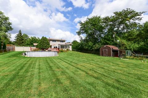 37 W055 Brookside Dr, Elgin, IL 60124 photo 13