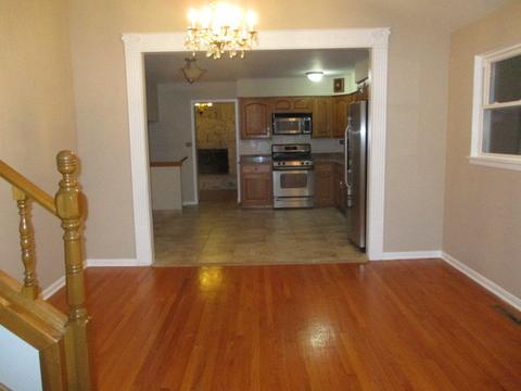 422 Warren Rd, Glenview, IL 60025 photo 6
