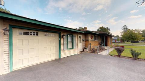 708 S Merle Ln, Wheeling, IL 60090 photo 4
