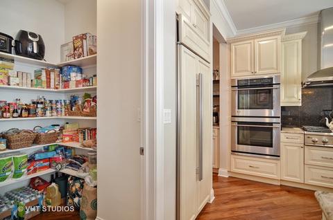 1428 S Emerald St, Chicago, IL 60607 photo 10