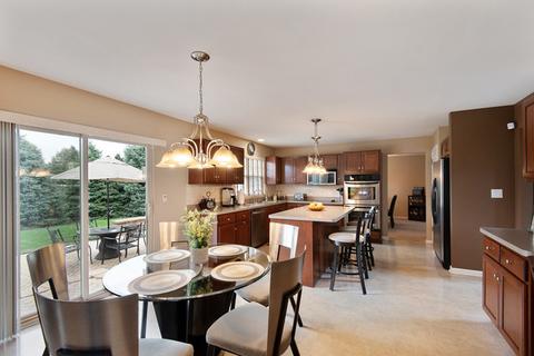 13609 Rockefeller Cir, Plainfield, IL 60586 photo 8