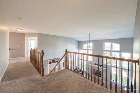 1964 Gardner Cir E, Aurora, IL 60503 photo 14