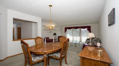 1477 E Thacker St #307, Des Plaines, IL 60016 photo 2