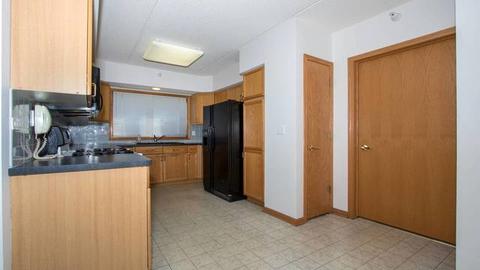 1477 E Thacker St #307, Des Plaines, IL 60016 photo 6