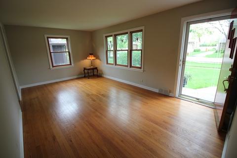 526 N Elm St, Itasca, IL 60143 photo 4