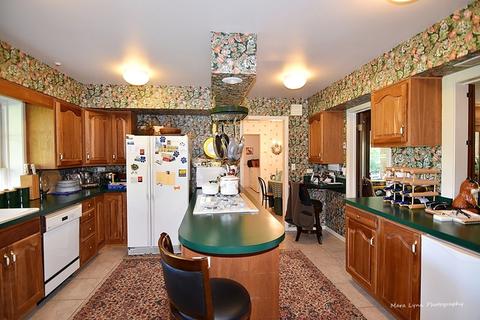 6 N063 Surrey Rd, Wayne, IL 60184 photo 13