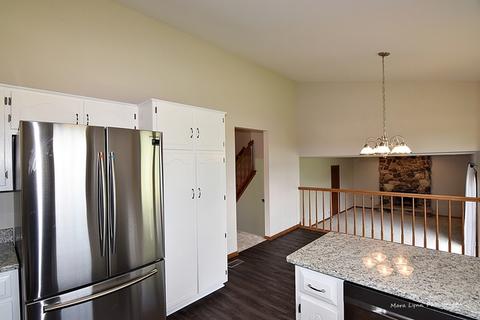 420 Regency Ct, Aurora, IL 60504 photo 5