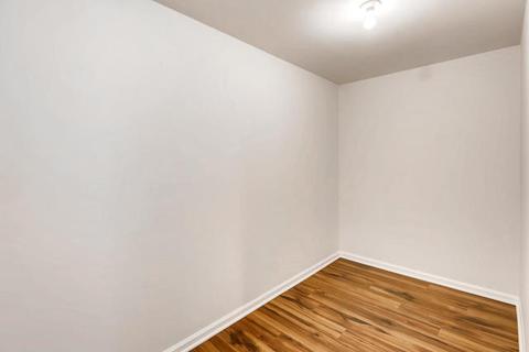 200 Pleasant St, Hoffman Estates, IL 60169 photo 21