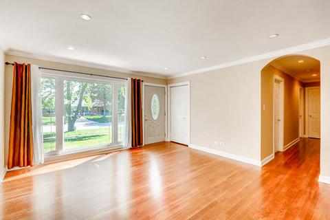 200 Pleasant St, Hoffman Estates, IL 60169 photo 3