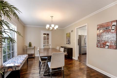 3233 Harrison St, Evanston, IL 60201 photo 4