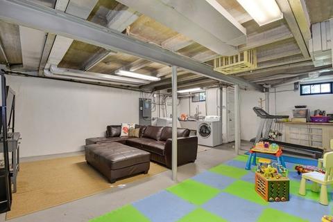 3233 Harrison St, Evanston, IL 60201 photo 13