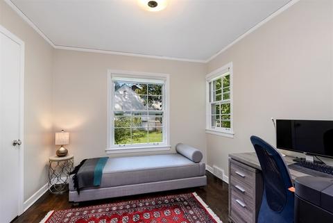 3233 Harrison St, Evanston, IL 60201 photo 7