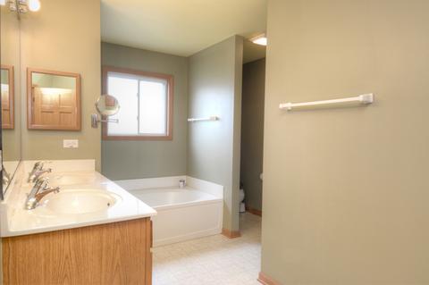 1941 Hemlock Dr, Mchenry, IL 60050 photo 20