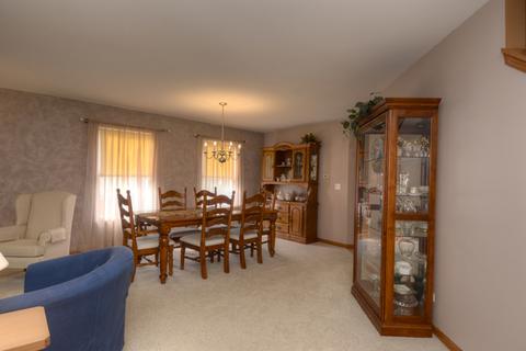1941 Hemlock Dr, Mchenry, IL 60050 photo 5