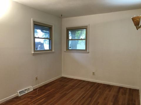 230 Paris St, Dewitt, IL 61735 photo 8