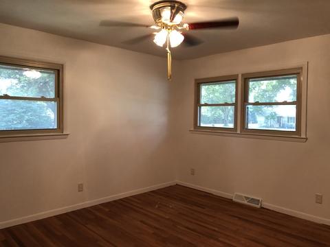 230 Paris St, Dewitt, IL 61735 photo 12