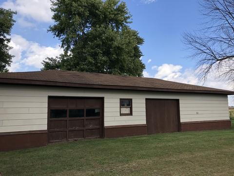 230 Paris St, Dewitt, IL 61735 photo 24