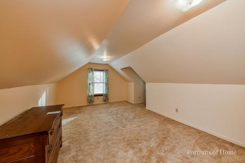 818 Bangs St, Aurora, IL 60505 photo 7
