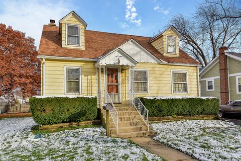 818 Bangs St, Aurora, IL 60505 photo 1