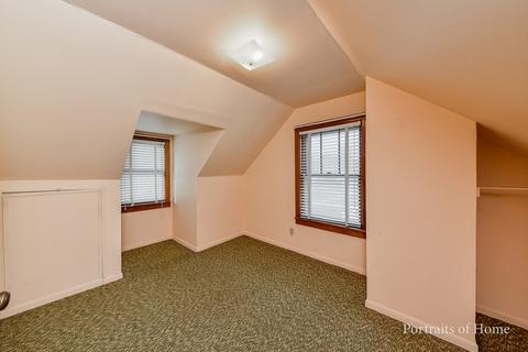 818 Bangs St, Aurora, IL 60505 photo 6