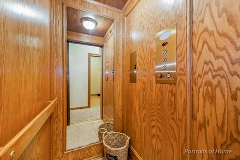 1015 Mackenzie Pl, Wheaton, IL 60187 photo 12