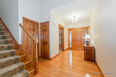 1015 Mackenzie Pl, Wheaton, IL 60187 photo 10