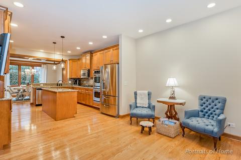 1015 Mackenzie Pl, Wheaton, IL 60187 photo 9