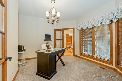 1015 Mackenzie Pl, Wheaton, IL 60187 photo 11