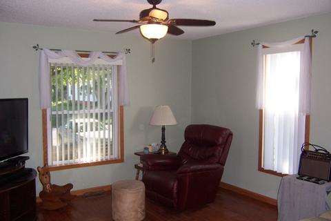 337 E Patton St, Paxton, IL 60957 photo 8