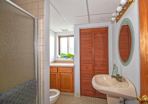 1471 Phoenix Dr, Des Plaines, IL 60018 photo 18