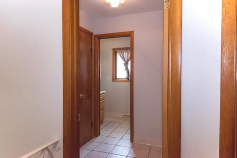1471 Phoenix Dr, Des Plaines, IL 60018 photo 13